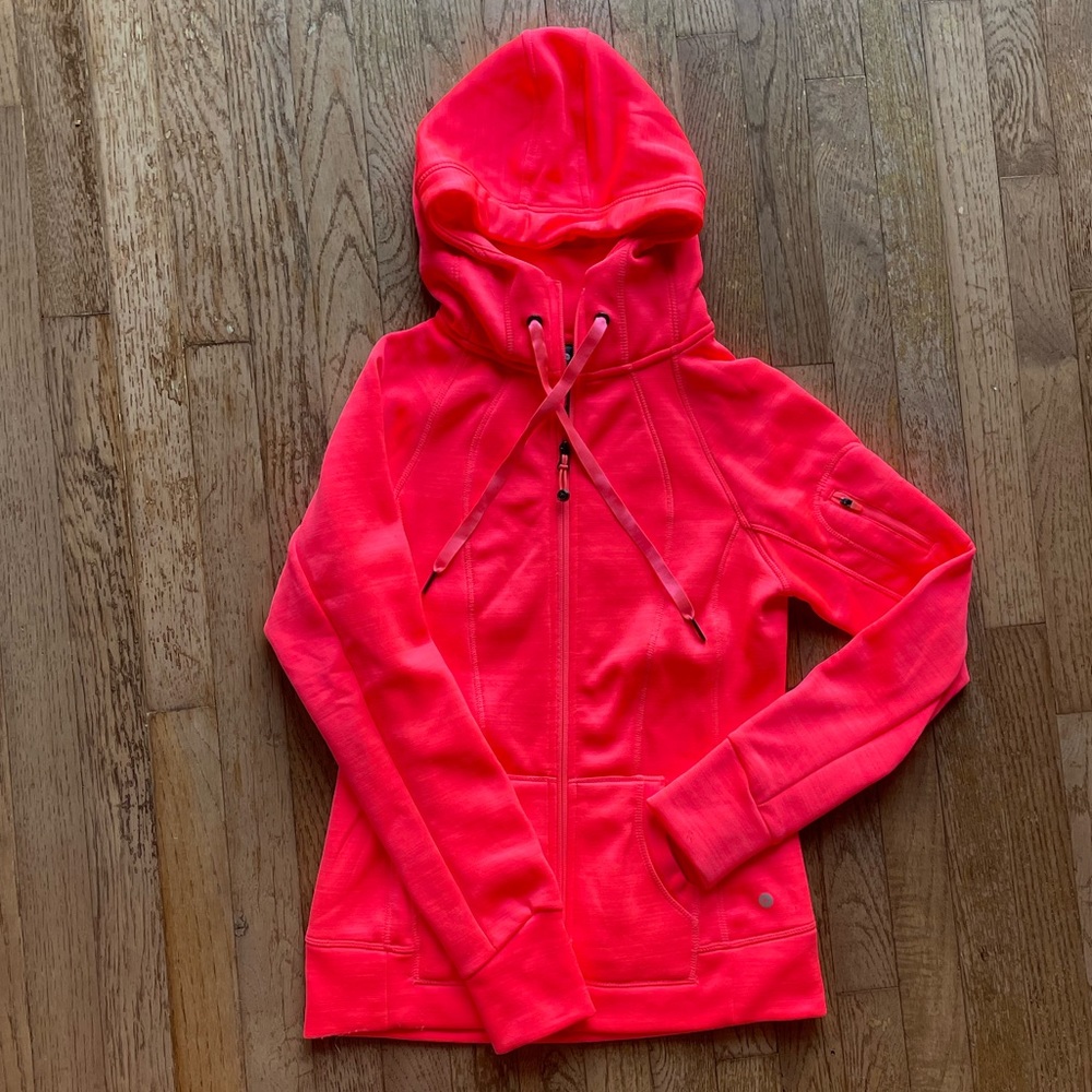 NWT 90 degree hoodie
